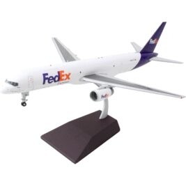 1:200 FedEx B757-200SF N921FD
