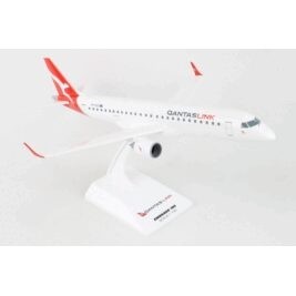 1:100 Qantas E190